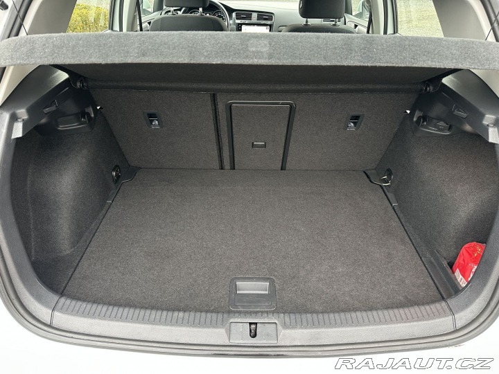 Volkswagen e-Golf 100kW 32kWh AC/DC TEPELNÉ 2020