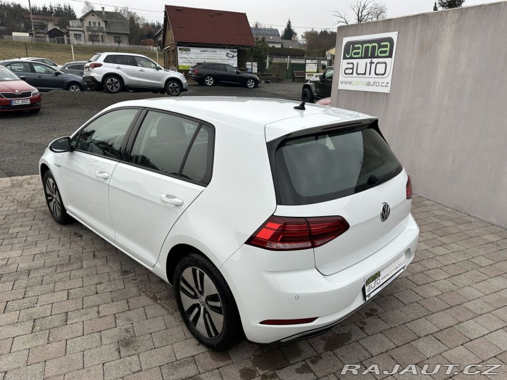 Volkswagen e-Golf 100kW 32kWh AC/DC TEPELNÉ 2020