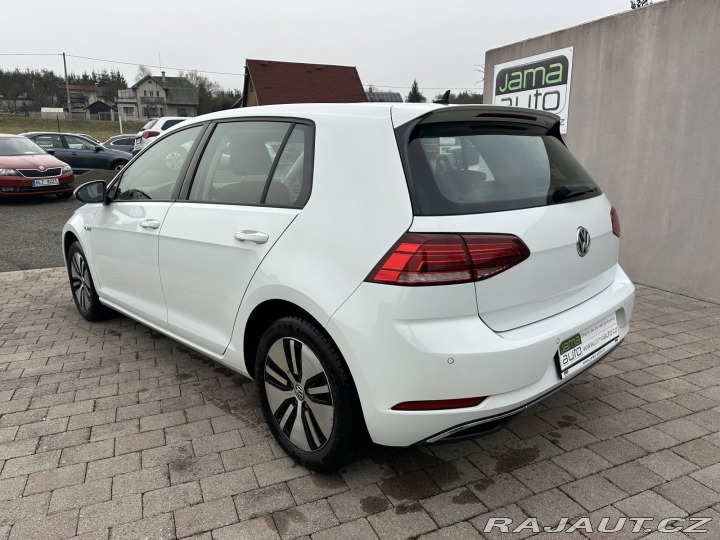 Volkswagen e-Golf 100kW 32kWh AC/DC TEPELNÉ 2020