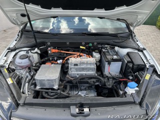 Volkswagen e-Golf 100kW 32kWh AC/DC TEPELNÉ 2020