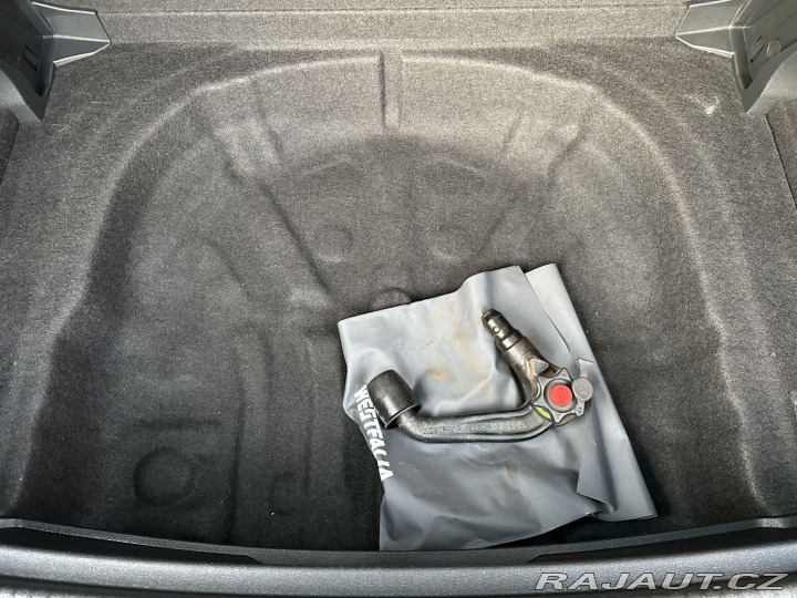 Volkswagen Golf Sportsvan 2,0TDI 110kW HIGHLINE TAŽ 2015