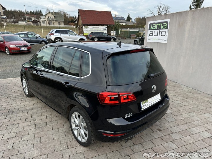 Volkswagen Golf Sportsvan 2,0TDI 110kW HIGHLINE TAŽ 2015