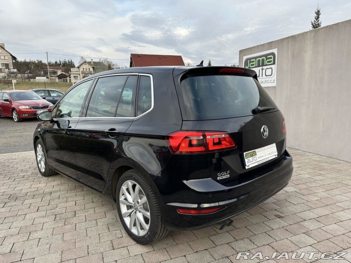 Volkswagen Golf Sportsvan 2,0TDI 110kW HIGHLINE TAŽ 2015