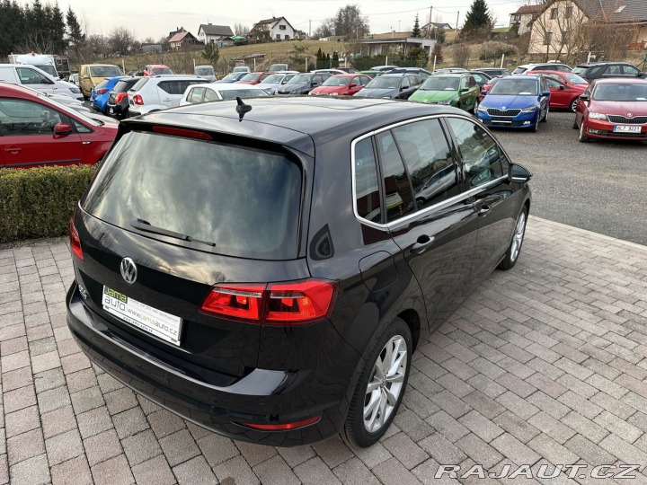 Volkswagen Golf Sportsvan 2,0TDI 110kW HIGHLINE TAŽ 2015