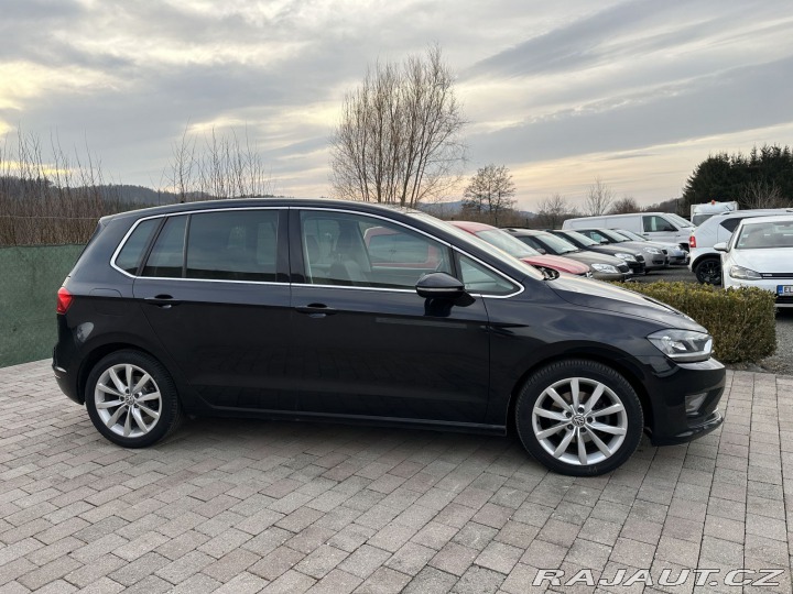 Volkswagen Golf Sportsvan 2,0TDI 110kW HIGHLINE TAŽ 2015