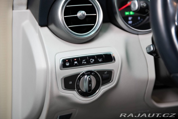 Mercedes-Benz C 400 4matic A/T 2015