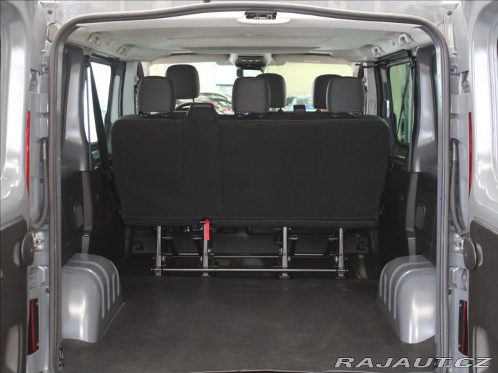 Renault Trafic 2,0 DCi 125kW AT 6-míst Č 2024