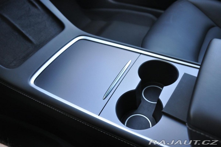 Tesla Model 3 LONG RANGE DUAL MOTOR TAŽ 2021