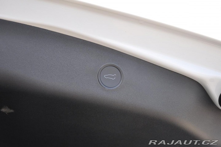 Tesla Model 3 LONG RANGE DUAL MOTOR TAŽ 2021