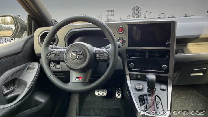 Toyota Yaris GR 1,6 turbo GR AT Dynami 2024