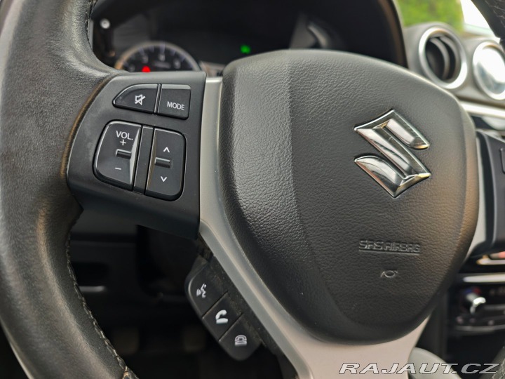 Suzuki Vitara 1.6 VVTi 4x4 AllGrip Pano 2015
