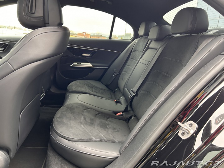 Mercedes-Benz E E 220d 4MATIC AMG 2024