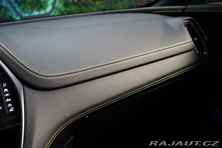 Aston Martin DBX 707 AMR23 Pack Tažné Nez. 2024