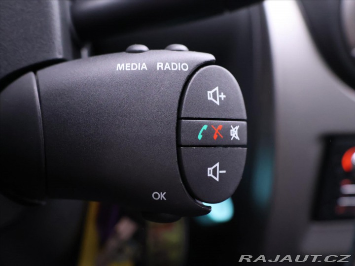 Dacia Duster 1,6 16V 77kW LPG Klima Ta 2013