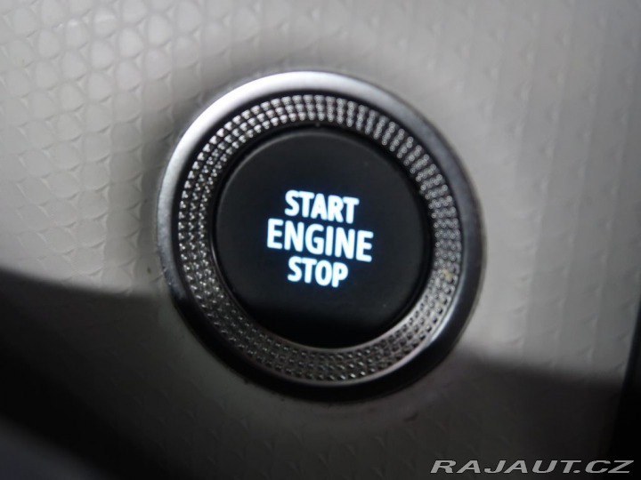 Renault Captur 1.6PHEV,CZ,1Maj,Techno 2021