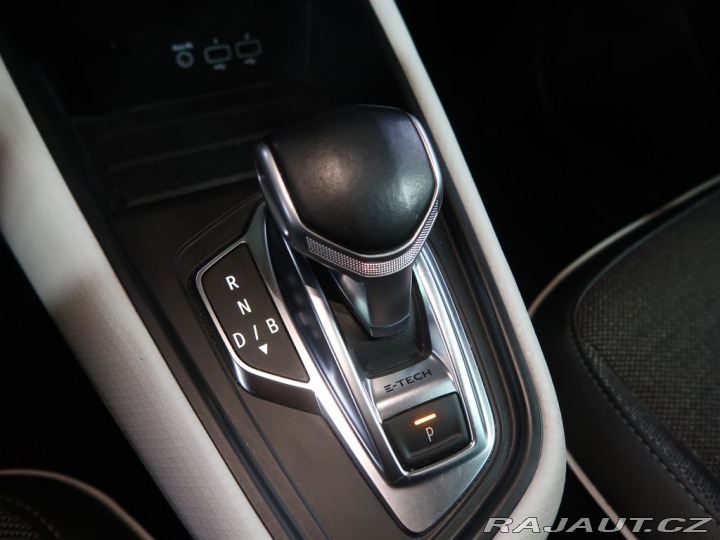 Renault Captur 1.6PHEV,CZ,1Maj,Techno 2021