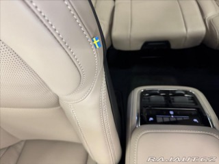 Volvo XC90 2,0 T8 AWD Plus Dark 0647 2025