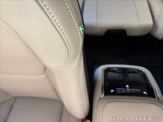 Volvo XC90 2,0 T8 AWD Plus Dark 2191 2025