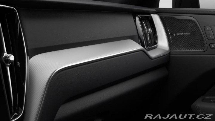 Volvo XC60 2,0 B5 AWD Plus Black Ed 2025