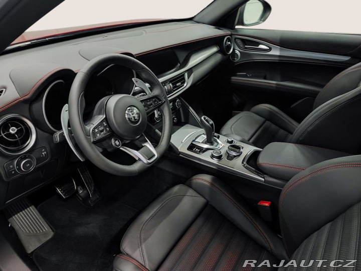 Alfa Romeo Stelvio 2.0 Turbo 280k Q4 TRIBUTO 2024