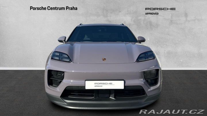 Porsche Macan 4S Electric 2025