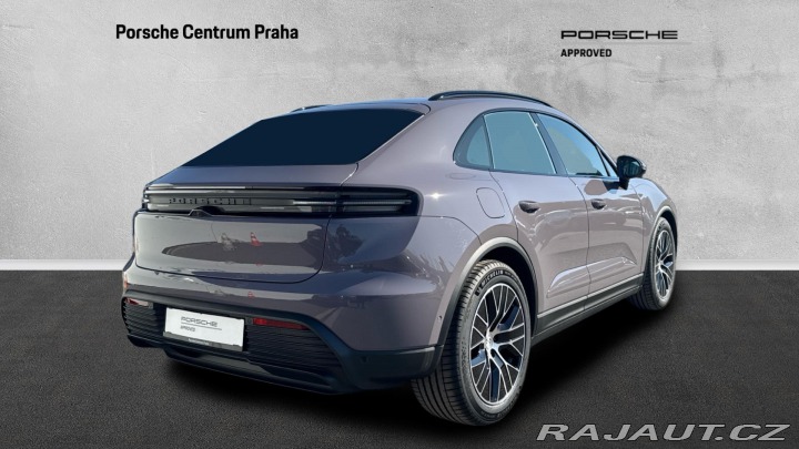 Porsche Macan 4S Electric 2025