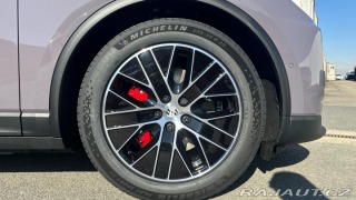 Porsche Macan 4S Electric 2025