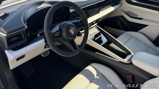 Porsche Macan 4S Electric 2025