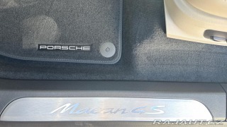 Porsche Macan 4S Electric 2025