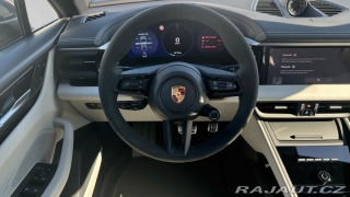Porsche Macan 4S Electric 2025