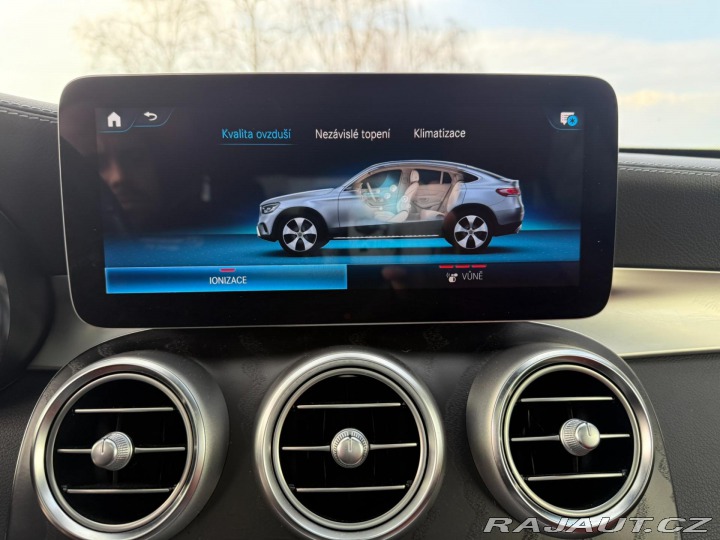 Mercedes-Benz GLC 300 D 4MATIC kupé 2022
