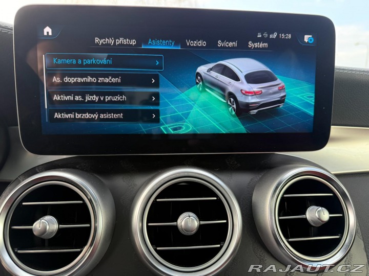 Mercedes-Benz GLC 300 D 4MATIC kupé 2022
