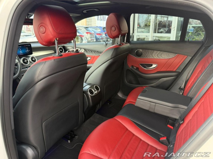 Mercedes-Benz GLC 300 D 4MATIC kupé 2022