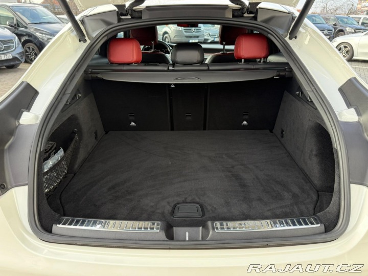 Mercedes-Benz GLC 300 D 4MATIC kupé 2022