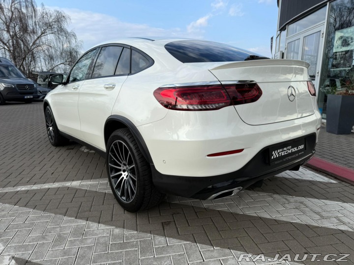 Mercedes-Benz GLC 300 D 4MATIC kupé 2022