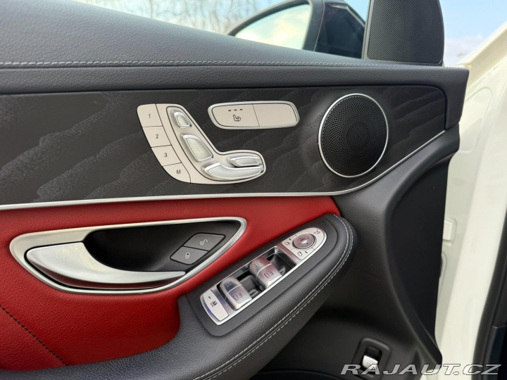 Mercedes-Benz GLC 300 D 4MATIC kupé 2022