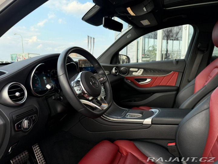 Mercedes-Benz GLC 300 D 4MATIC kupé 2022