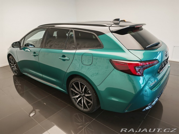 Toyota Crown 2,0 Hybrid e-CVT TS GR SP 2024