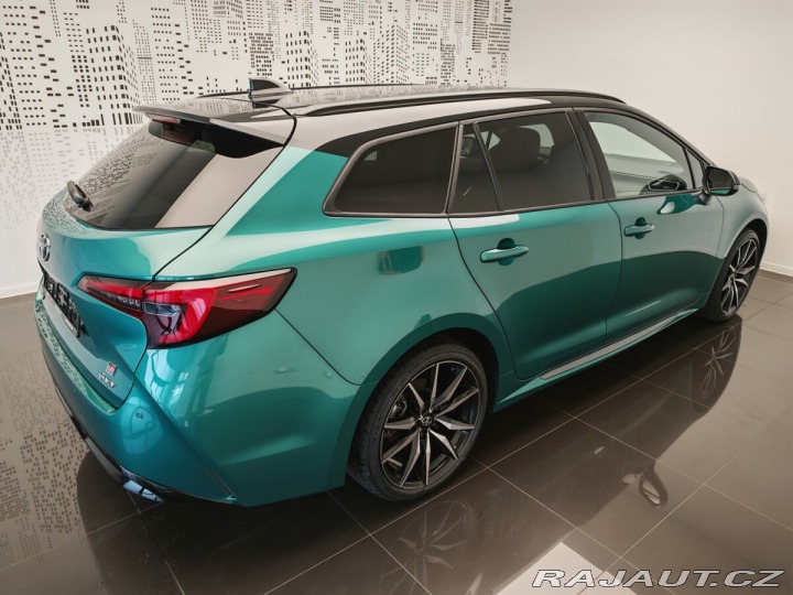 Toyota Crown 2,0 Hybrid e-CVT TS GR SP 2024