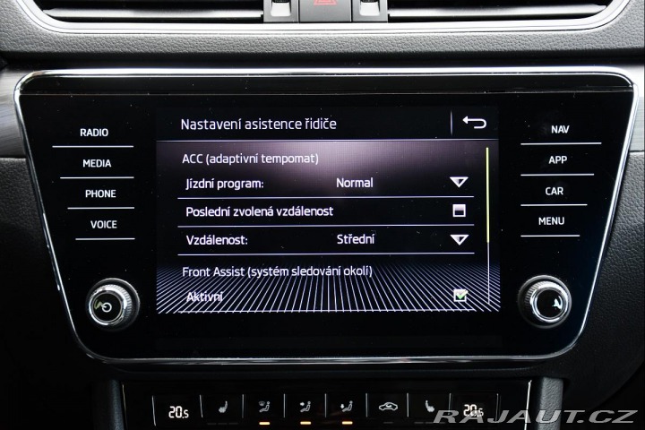 Škoda Superb 2.0TDi STYLE REZERVACE 2020
