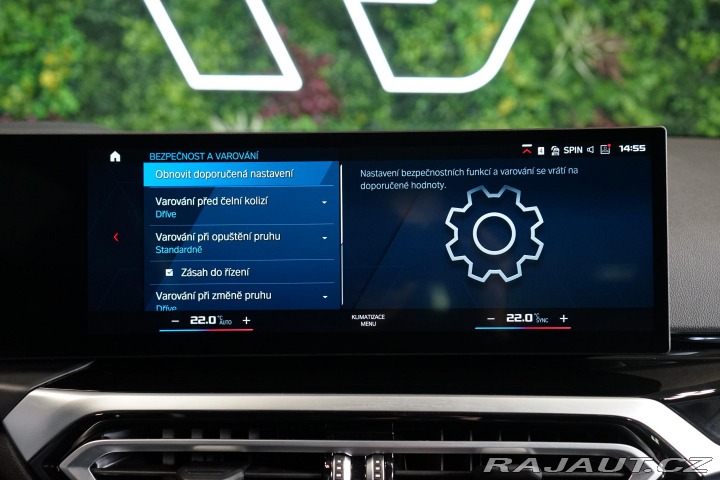 BMW M2 338kW HUD H/K Carbon Záru 2023