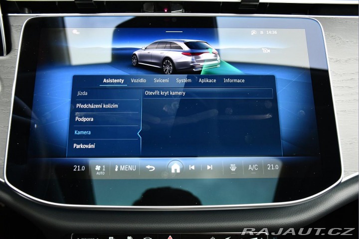 Mercedes-Benz E 300de 4MATI PANO ZÁRUKA 9 2023