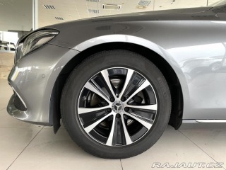 Mercedes-Benz E 300d 9G-Tr*180kW*Distroni 2020