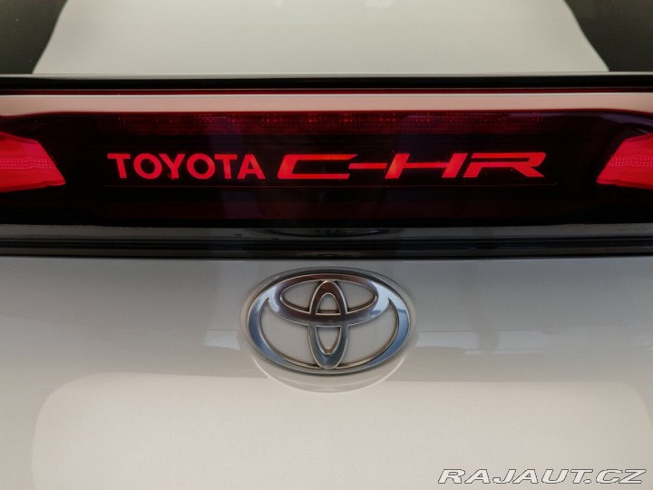 Toyota C-HR 2,0 GR SPORT Plug-in Hybr 2024