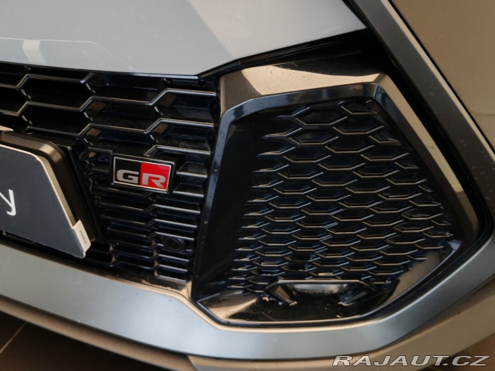 Toyota C-HR 2.0 PHEV 4x2 GR SPORT 2024