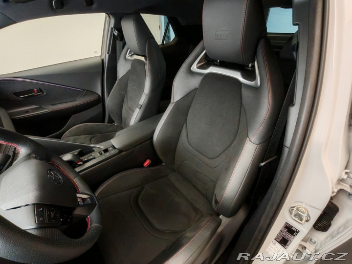 Toyota C-HR 2.0 PHEV 4x2 GR SPORT 2024