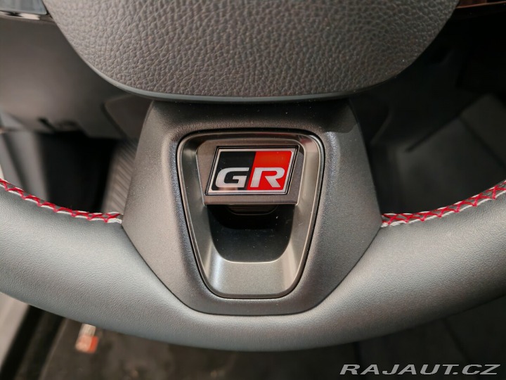 Toyota C-HR 2.0 PHEV 4x2 GR SPORT 2024