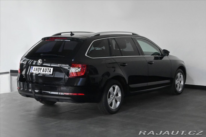 Škoda Octavia 2,0 TDi 110kW Style DSG Z 2020