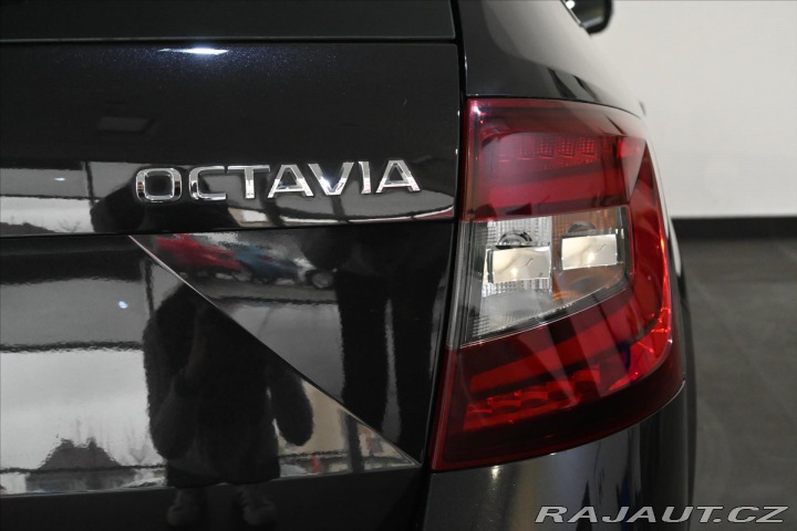 Škoda Octavia 2,0 TDi 110kW Style DSG Z 2020