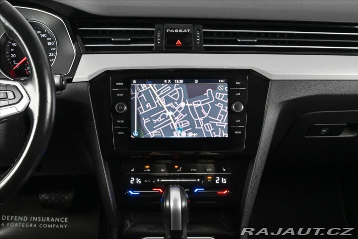 Volkswagen Passat 2,0 TDI 110 kW DSG Busine 2022